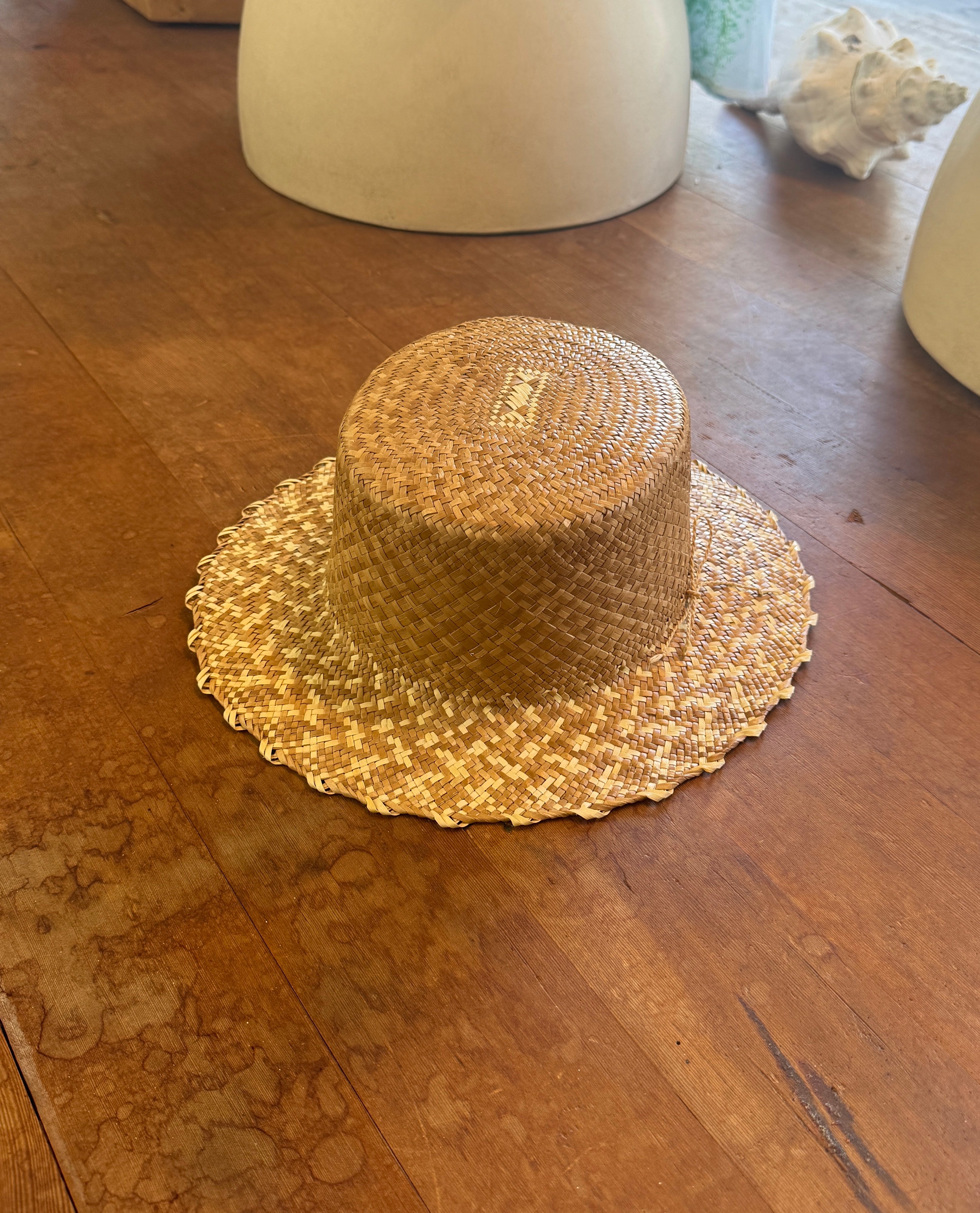 〈HANA HOU〉ラウハラハット HANA HOU〉ラウハラハット